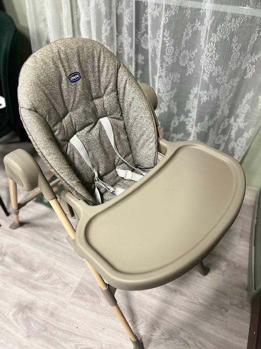 Scaun de masa pentru bebelusi Chicco Polly Essential, 0-36 luni, 715x465mm