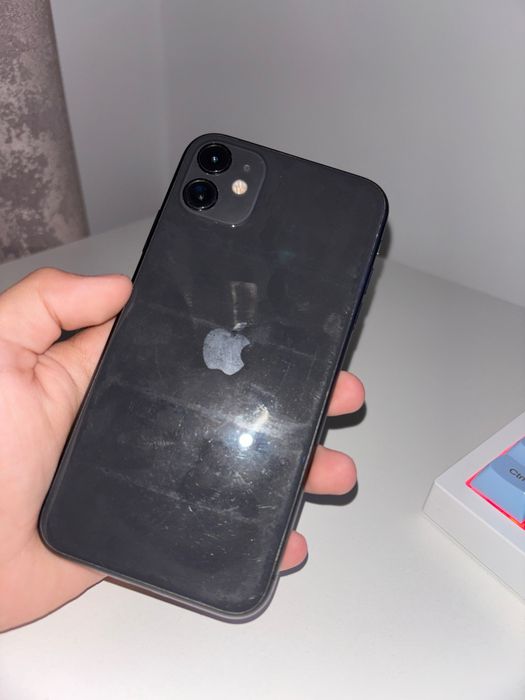 продам iphone 11