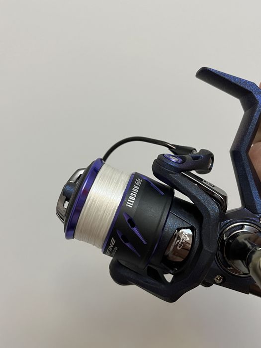 Катушка рыболовная спиннинговая