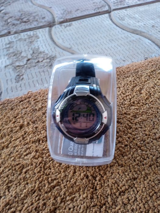 Часы влагозащитные