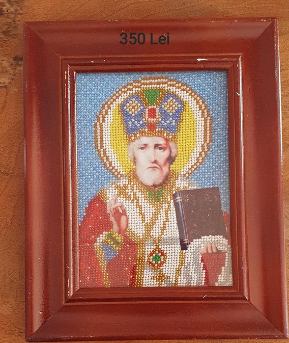 Tablouri cusute manual. Globeuri