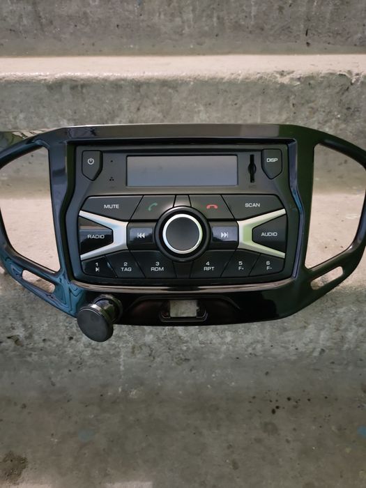 Магнитола с рамкой