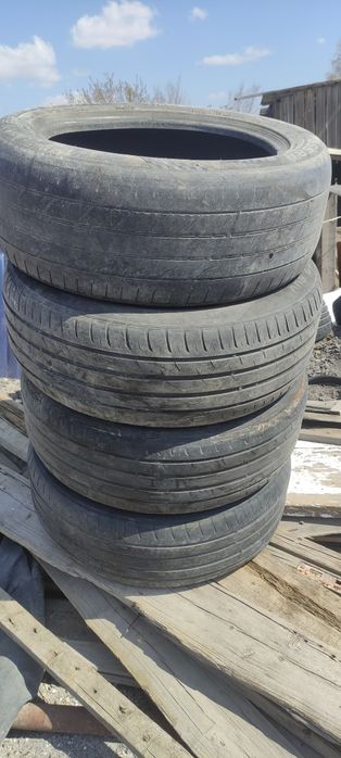 Продам резину летнею р18