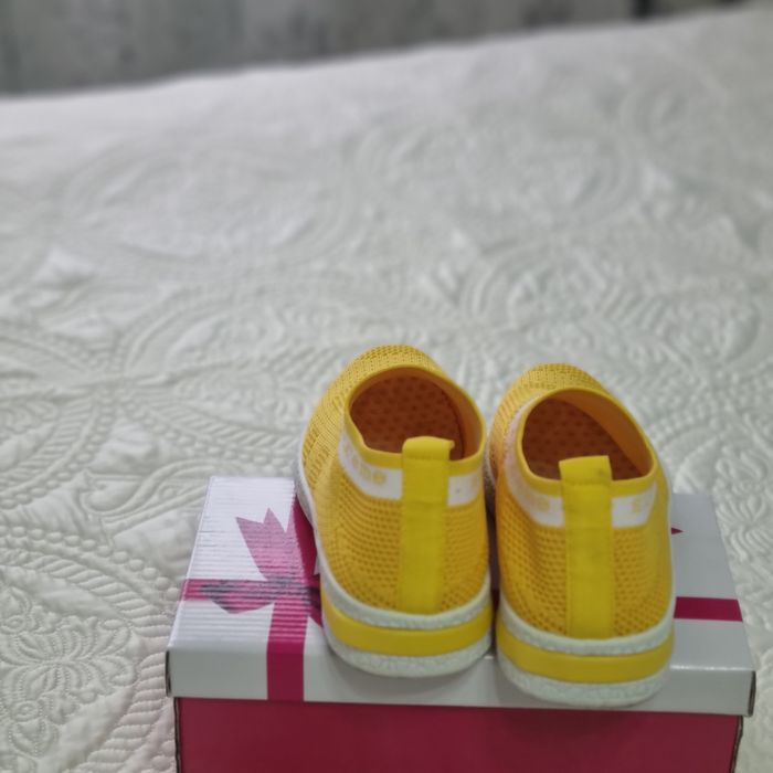 Кроссовки размер 37 для девочки