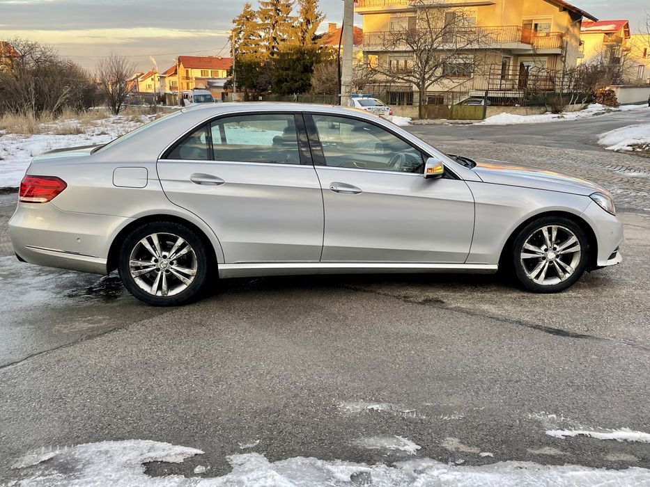 На ЧАСТИ  Mercedes Е 220 CDI W212 FACE седан 2013г OM 651 170кс
