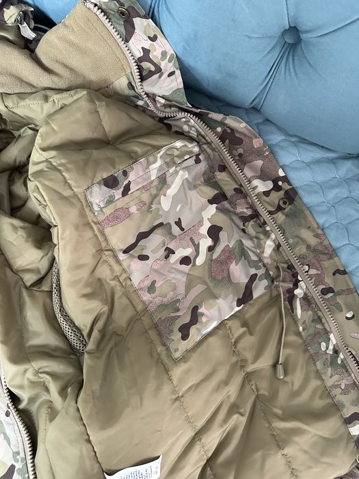 Мультикам куртка