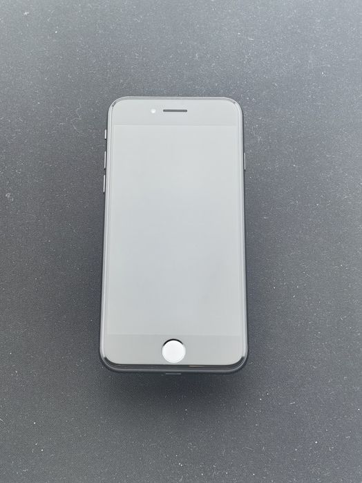 Apple iPhone SE 2 2020 64 GB ID-six637