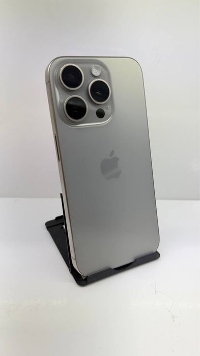 iPhone 15 pro 128 gb