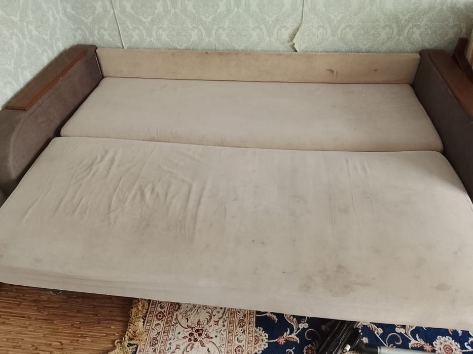Продам Диван раскладной
