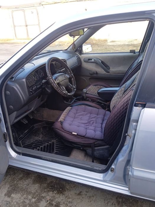 Продам Фольксваген Пассат Б4