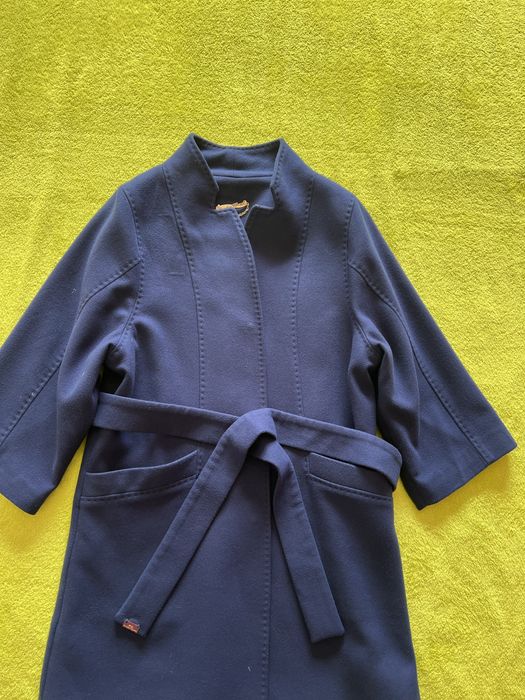 Палто в син цвят