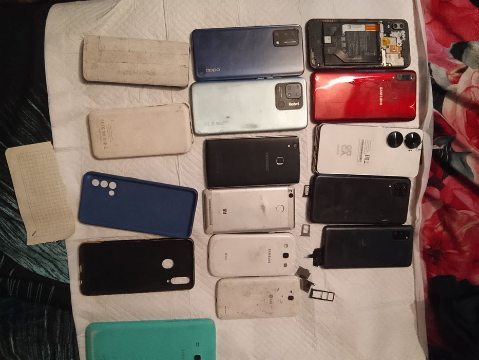 Продам телефоны на запчасти