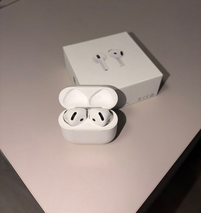 Airpods 4 оригинал