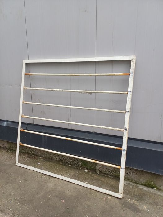 Дастархан стойка, Витрина для клеенки