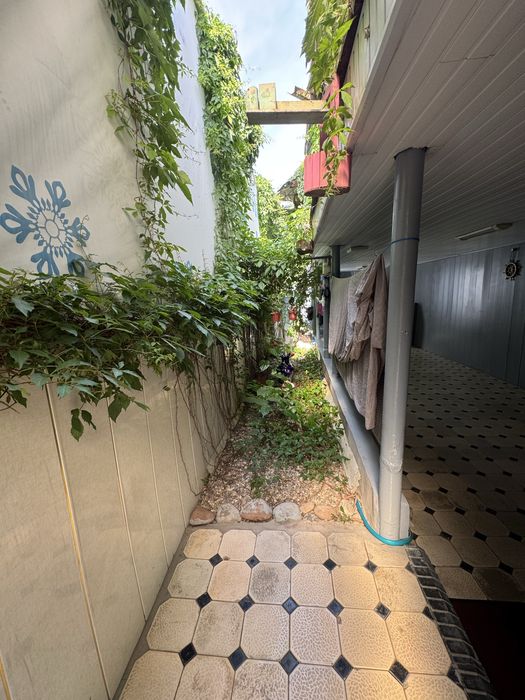 Продаются дом, 3 комнаты, Мирабадский район.Ориентир: Глинка, 8 роддом
