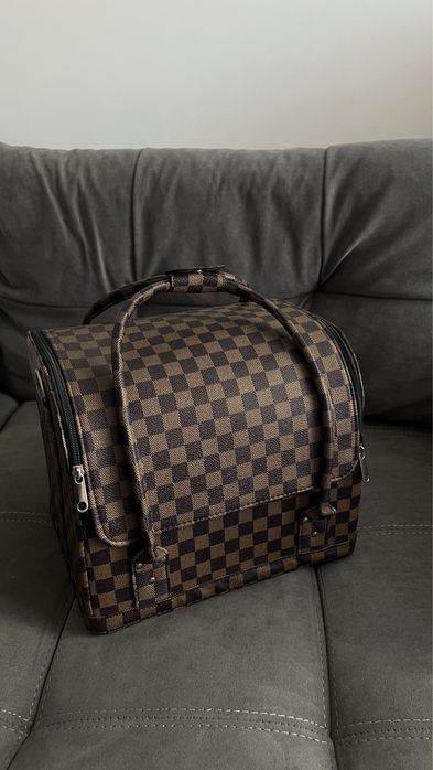 Продам бьюти кейс