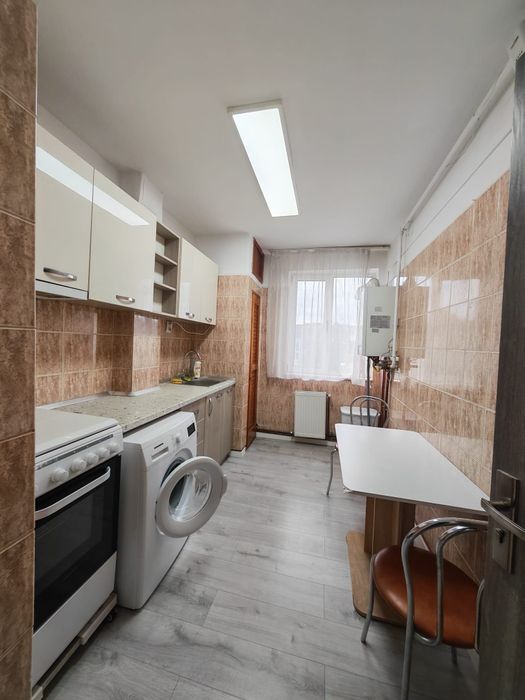 Apartament 2 camere de închiriat