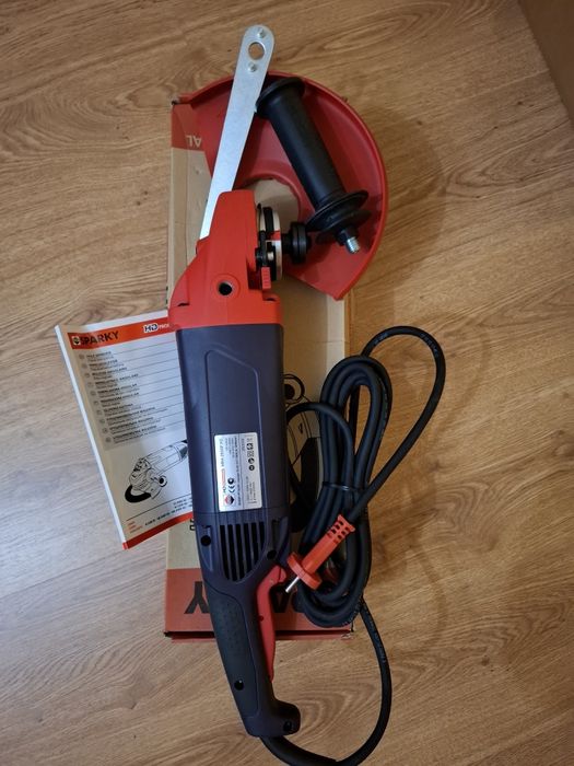 Машини  Спарки Елтос