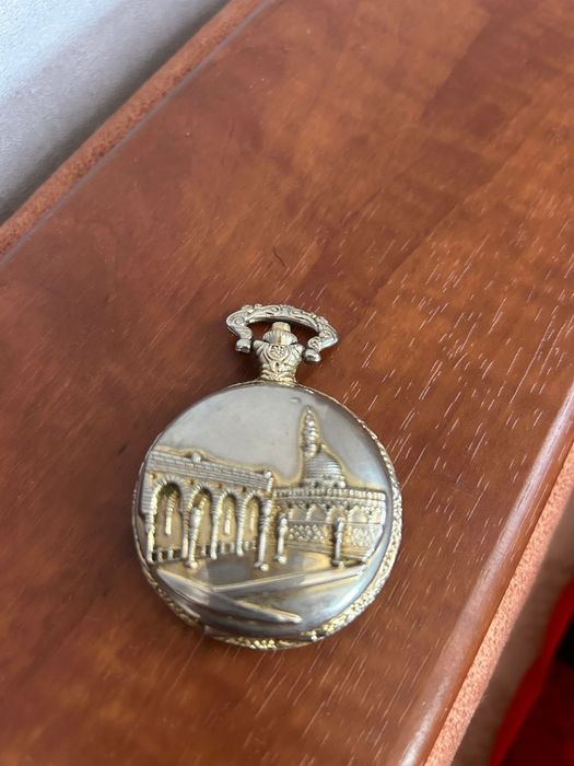 Продам часы Советский