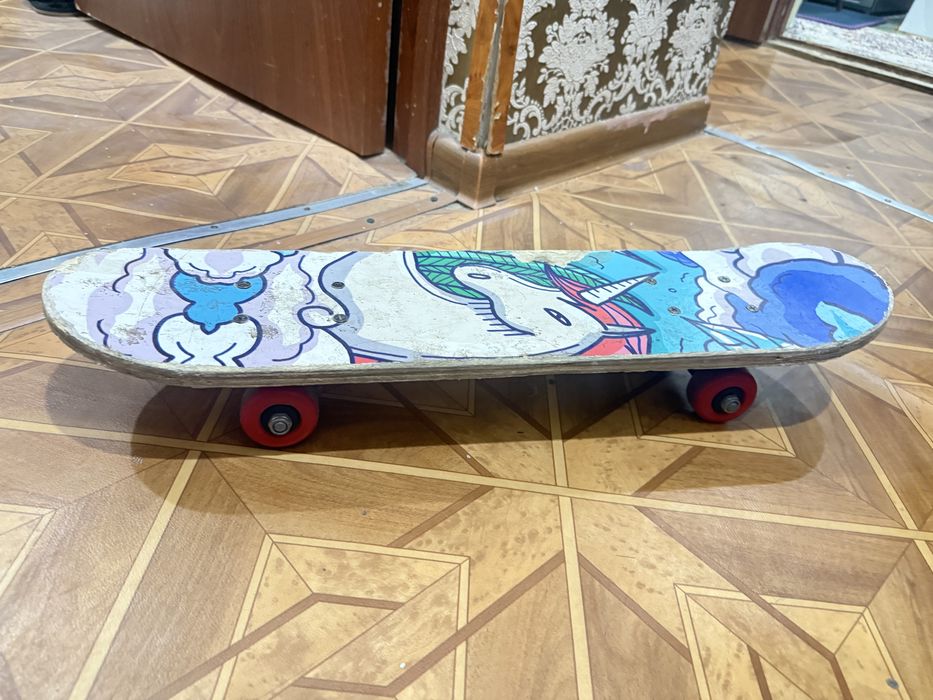 Скейтборд продам