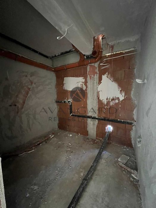 Продава се Тристаен апартамент в Пловдив, Кючук Париж - 152 кв.м за 758 €/кв.м - Снимка #6