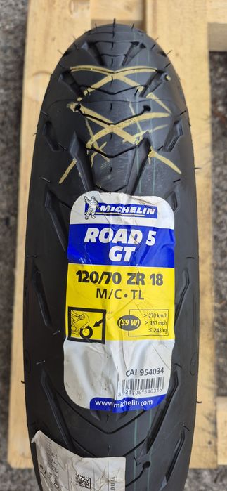 O anvelopa moto noua Michelin 120/70 ZR18,dot 2019.