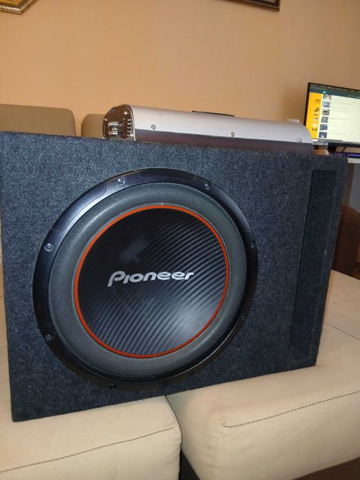 СПЕШНО! Pioneer бас каса + Soundstream Picasso усилвател – мощен бас