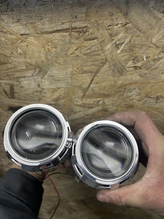 Продам би лед фары