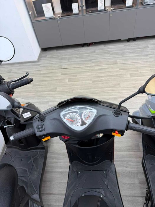 Scuter Barton Flash 50cc 2024