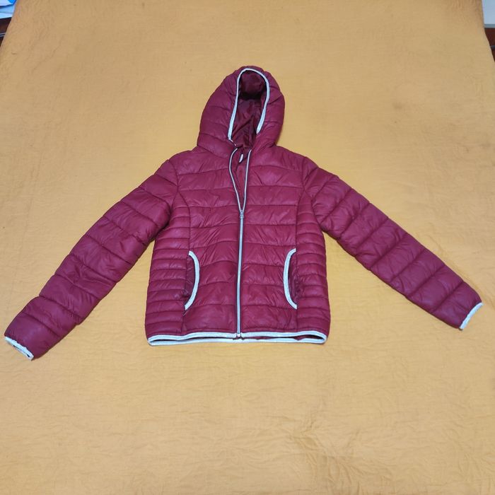 Детско пролетно - есенно яке , размер 164. Дължина около 56 см, широко