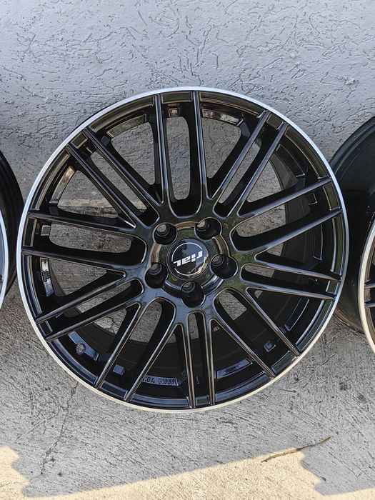 Продавам джанти rial 5x108/18