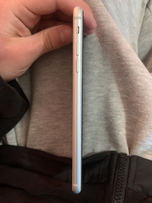 iPhone 8 Plus белый