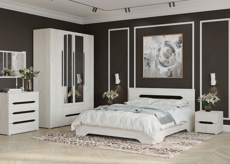 Продам спальный гарнитур б/у. Шкаф, комод, 2 тумбы, кровать.