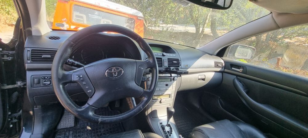 Toyota avensis 2.4 automatic  Тойота авенсис 2.4 автоматик на части