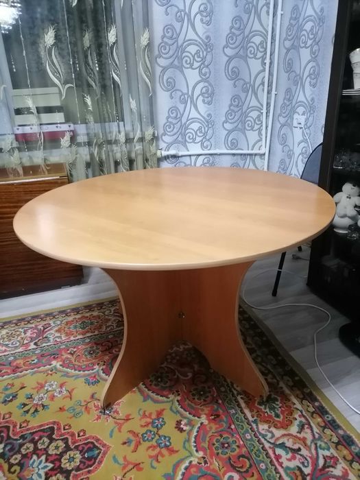 Стол круглый 1,2*1,2