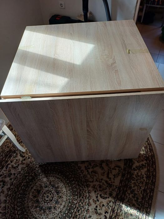 Продается стол-книжка