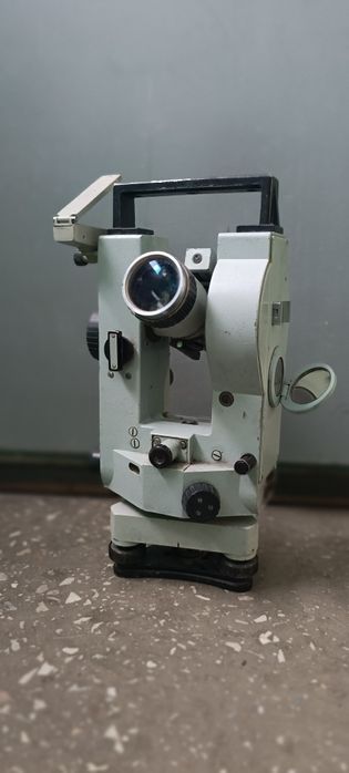 Теодолит 3т2кп (невелир)