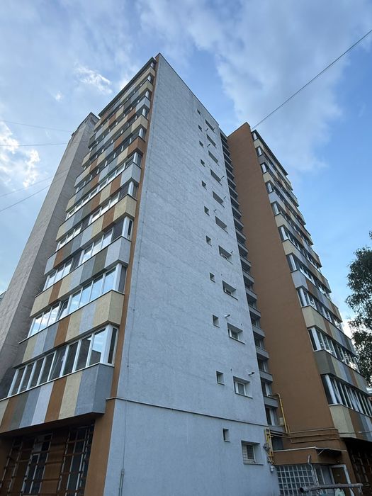 Apartament două camere,zona Tudor