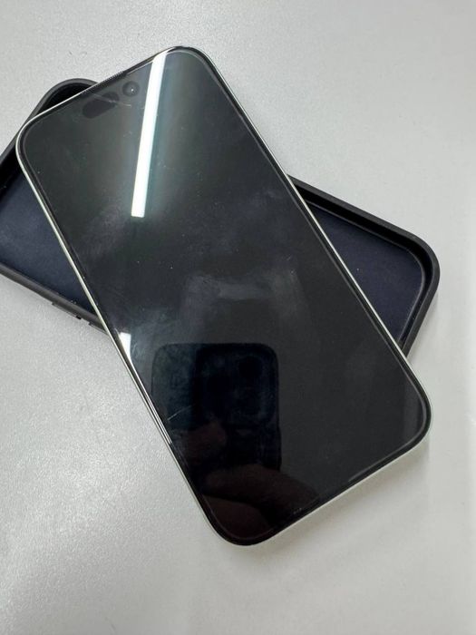 Apple iphone 15gb