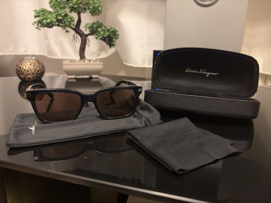 Ochelari Savlatore Ferragamo