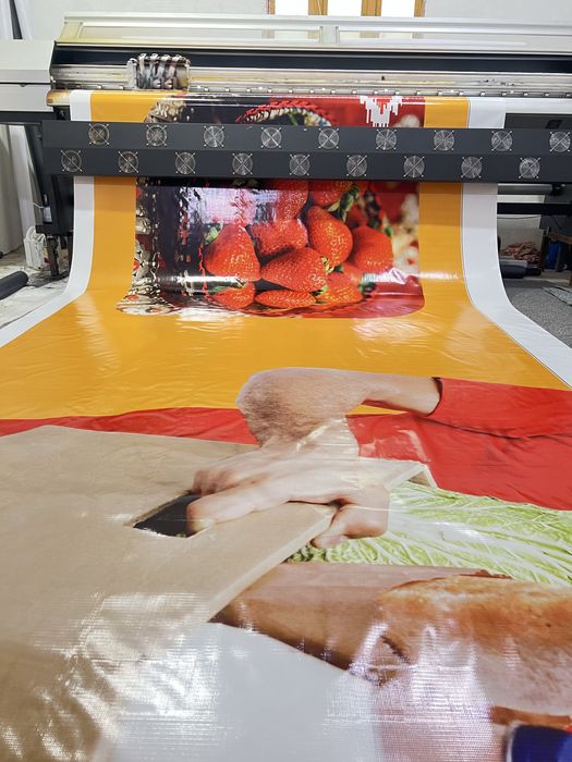 Reklama tashqi va ichki