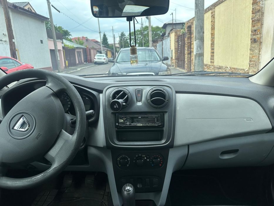 Dacia logan Facelift 1.2 an 2013