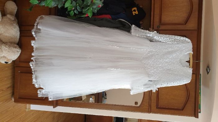 Rochie mireasa model frumos