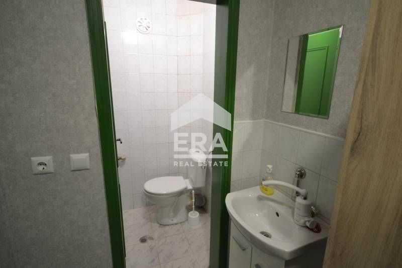 Продава се Тристаен апартамент в Хасково, Център - 97 кв.м за 947 €/кв.м - Снимка #1