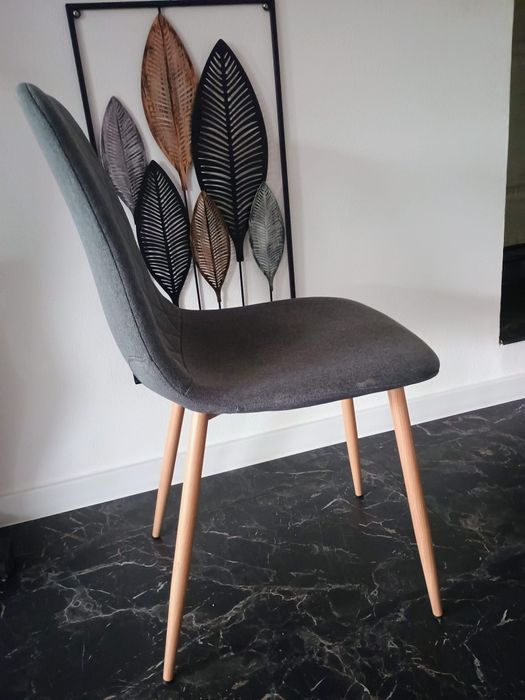 Vand masa lemn masiv extensibila cu 6 scaune