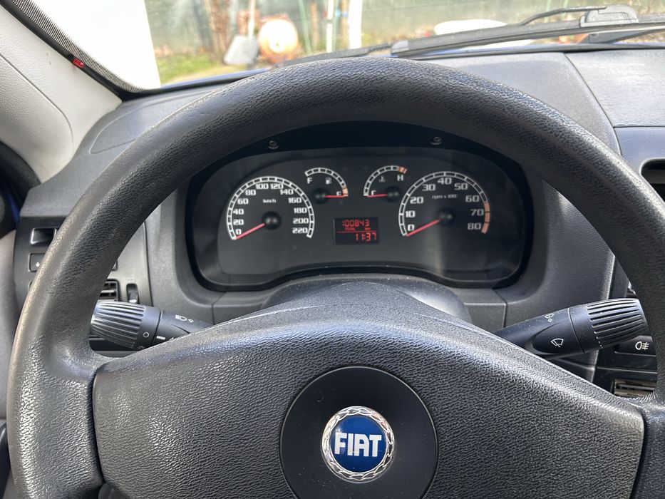 Vand Fiat Albea 1.4 benzina