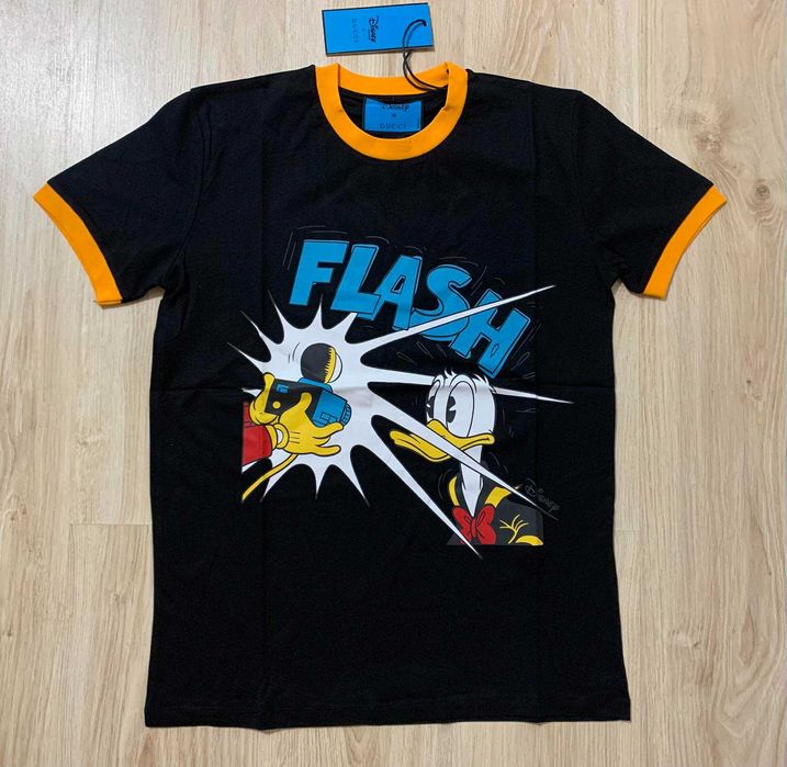 Нови тениски с етикети GUCCI x Disney flash налични в черно и бяло