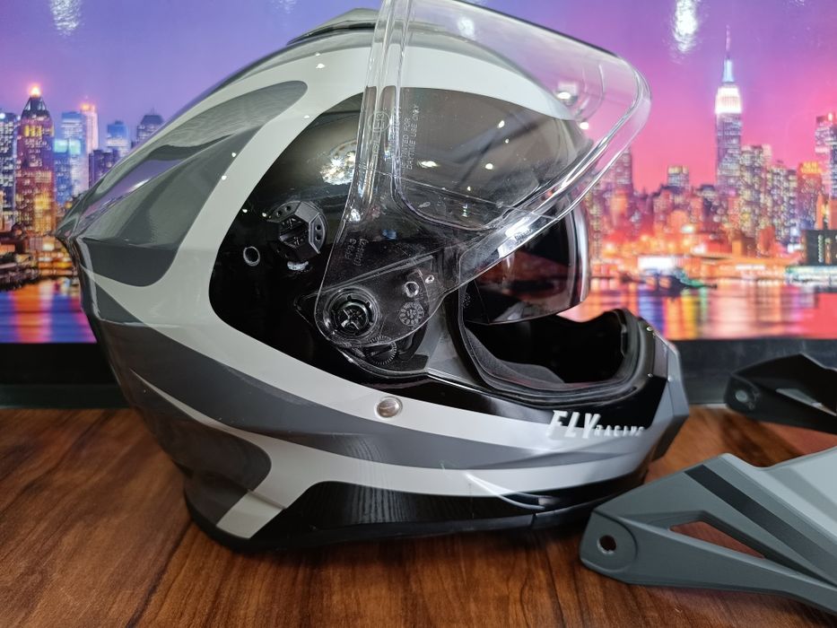 Мото шлем от Американского бренда FLY RACING KINETIC
