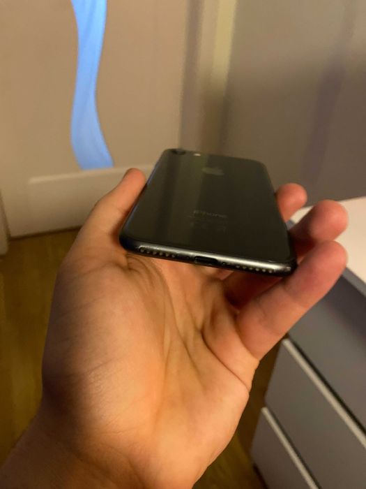 carcasa /capac baterie /piese -spate original iPhone 8