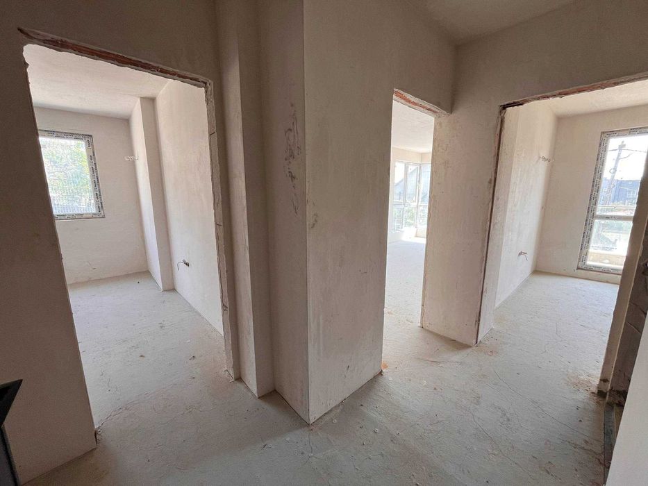 Продава се Тристаен апартамент в Варна, Младост 1 - 68 кв.м за 3383 €/кв.м - Снимка #6